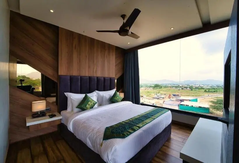 Suite Cama King, Sterling Pushkar