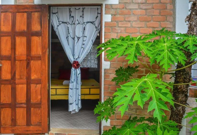 بنگله خانوادگی, A Casa Di Giorgia Lodge Nosy Be Andilana