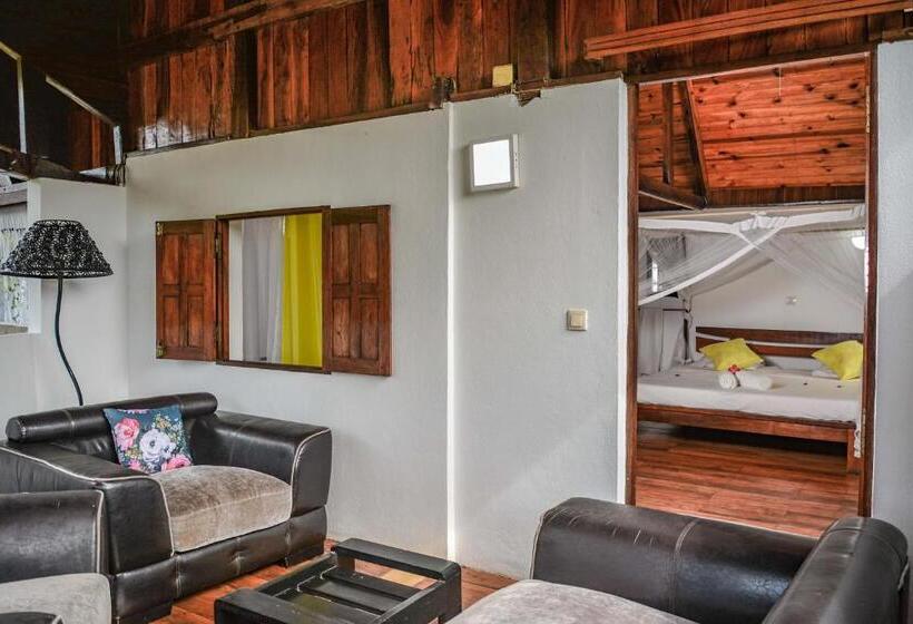 بنگله خانوادگی, A Casa Di Giorgia Lodge Nosy Be Andilana