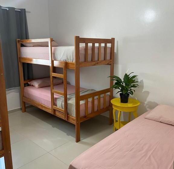 غرفة كلاسيكية رباعية, Apuama Hostel