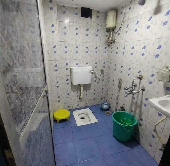 غرفة كلاسيكية ثلاثية, Oyo Flagship 80644  Noble Palace