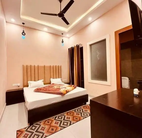 Chambre Deluxe Individuelle, The Miraj