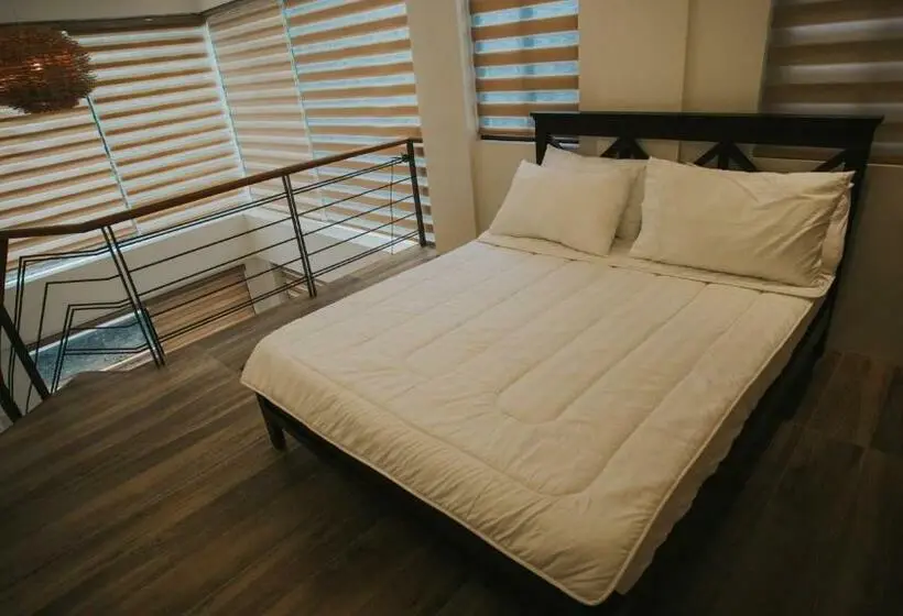 Standard-studio, Estancia De Lorenzo