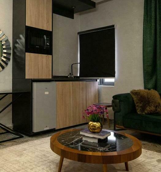 سوییت سوپریور, Yanna Apartment By Khaliques