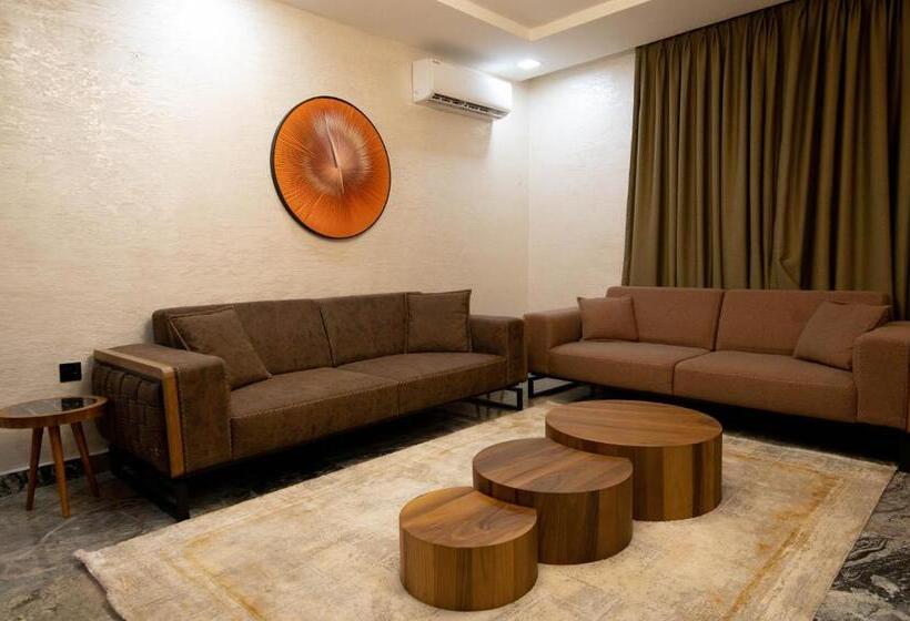 سوییت سوپریور, Yanna Apartment By Khaliques