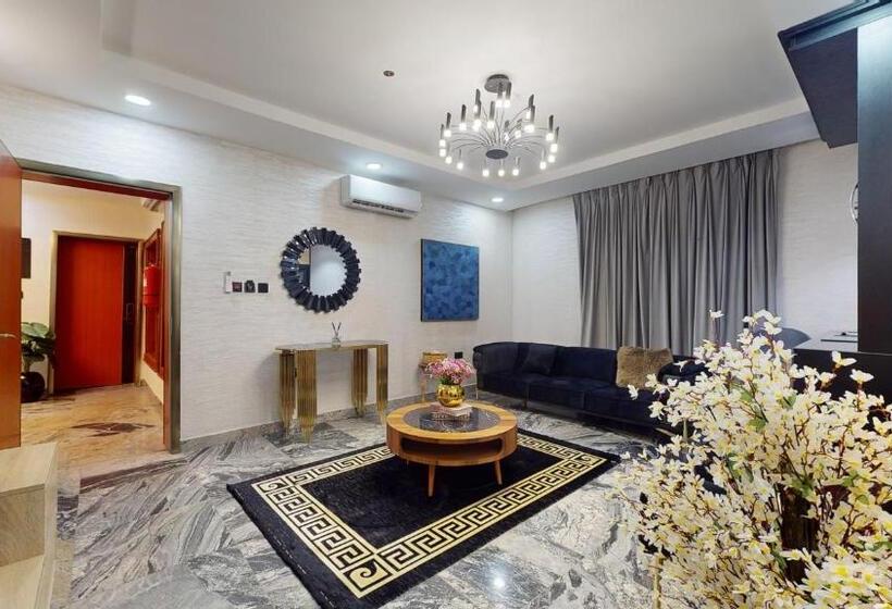 سوییت, Yanna Apartment By Khaliques