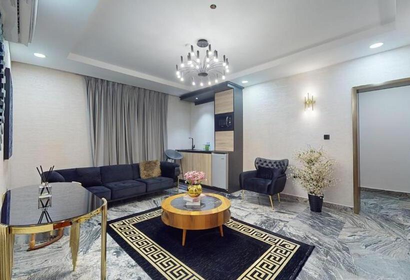 سوییت, Yanna Apartment By Khaliques