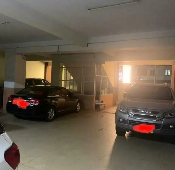 اتاق خانوادگی, Khách Sạn Lê Lợi