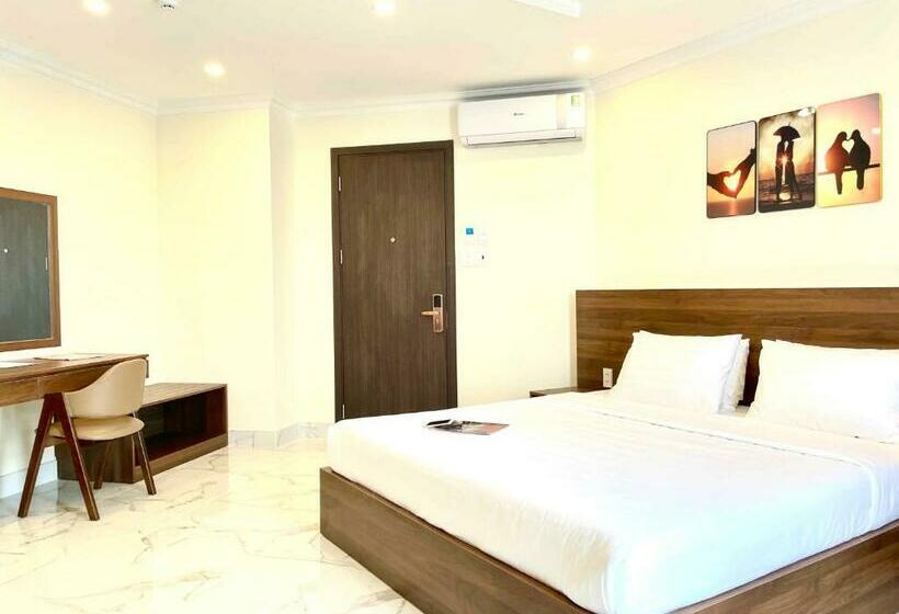 سوییت لوکس, Hoàng Triều Hotel   Marina Bình Dương