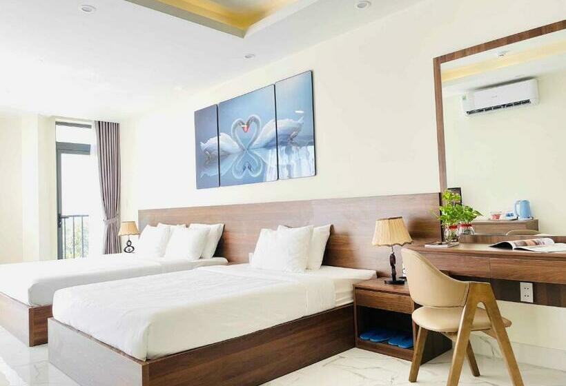 اتاق کلاسیک سه تخته, Hoàng Triều Hotel   Marina Bình Dương