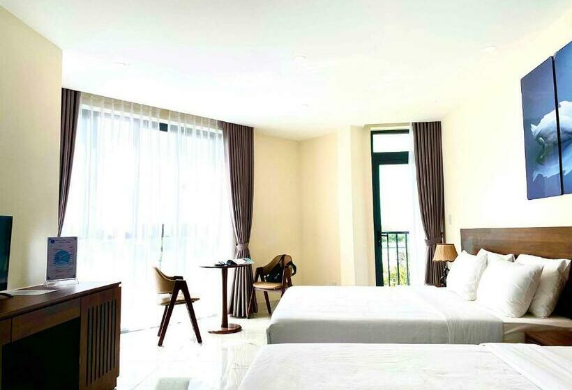 اتاق کلاسیک سه تخته, Hoàng Triều Hotel   Marina Bình Dương