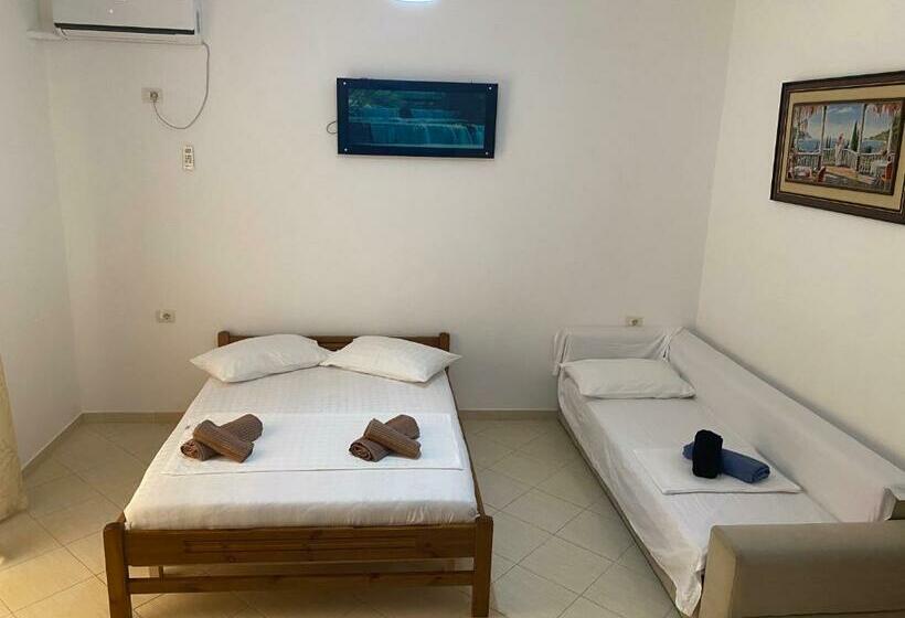 اتاق خانوادگی, Vila Avni Likometi