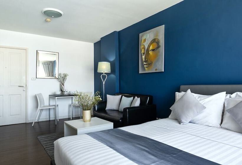 Studio Standard, First Choice Suites