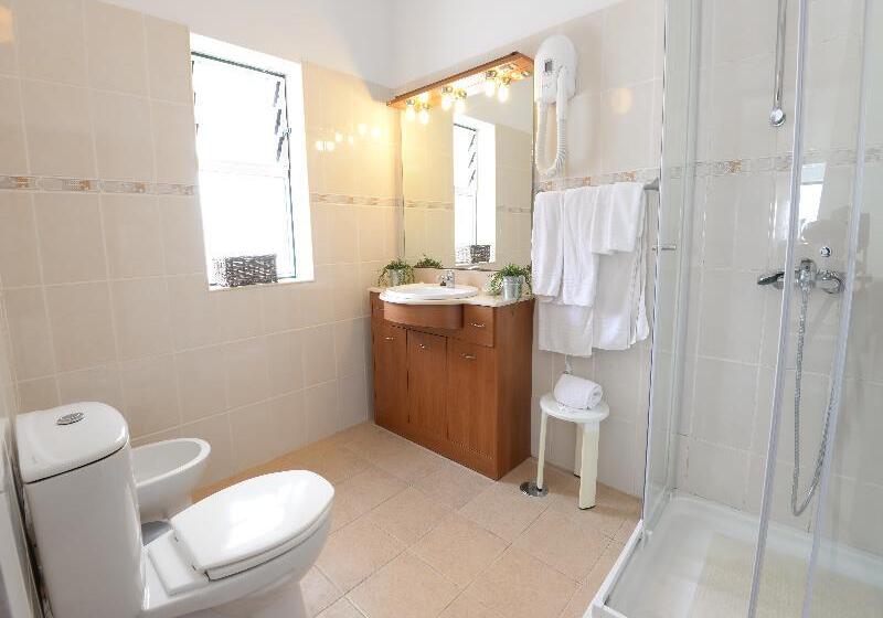 Номер Стандарт, Amaris Hotel Simpang Lima