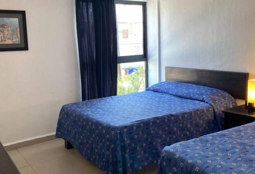 Studio Standard, Barra De Navidad