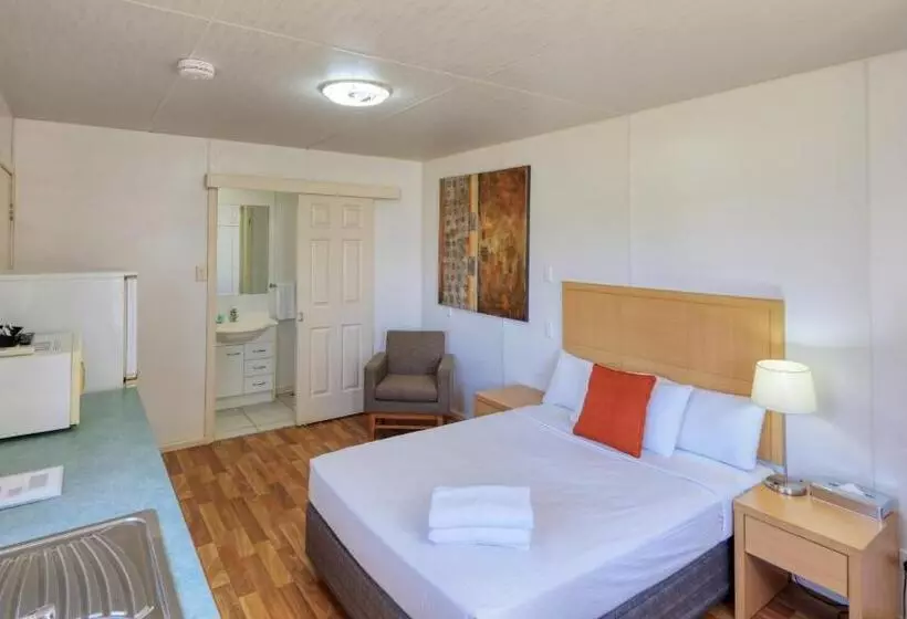 ビラホテル1ベッドルーム, Chinchilla Motor Inn