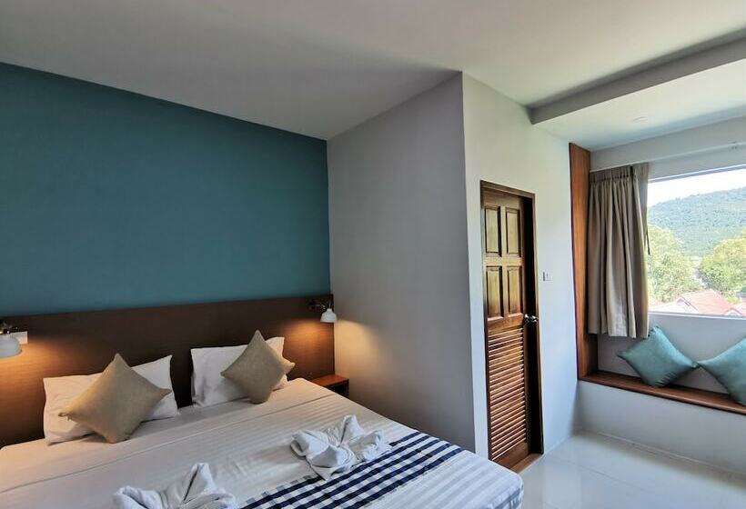 带阳台的豪华间, Kamala Beach Residence Sha Extra Plus
