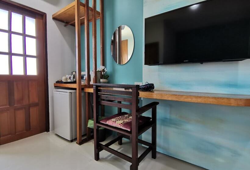 带阳台的豪华间, Kamala Beach Residence Sha Extra Plus