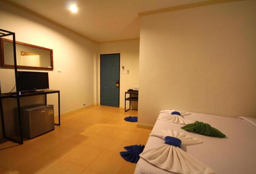 Номер Стандарт с Балконом, Lemonade Boutique Inn