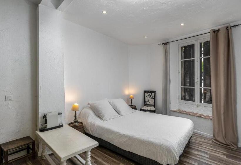 جناح كلاسيكي, Maison Carles Bnb