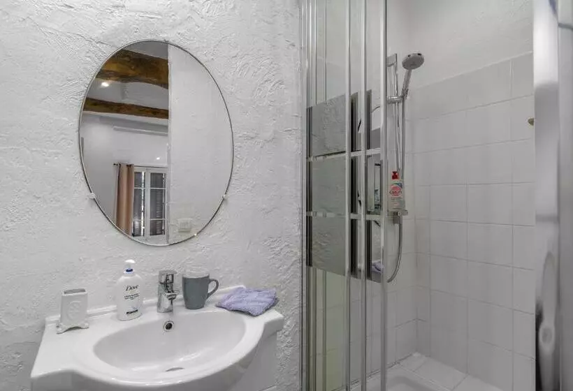 سوئیت کلاسیک, Maison Carles Bnb