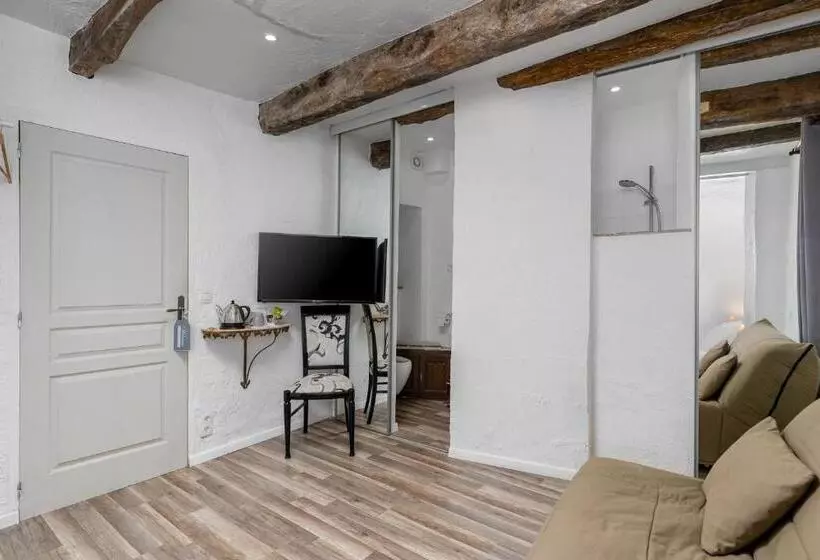 سوئیت کلاسیک, Maison Carles Bnb