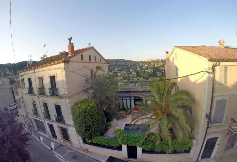 جناح عائلي, Maison Carles Bnb