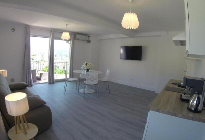 バルコニー付き１ベッドルームアパートメント, Maison Carles Bnb
