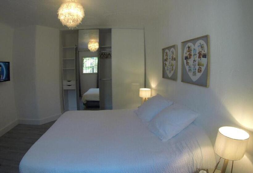 テラス付き１ベッドルームアパートメント, Maison Carles Bnb