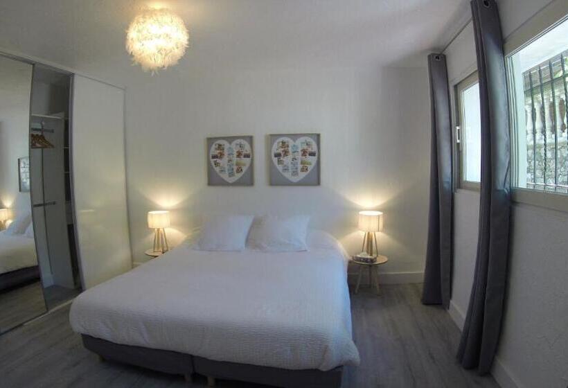 شقة غرفة واحدة مزودة بتراس, Maison Carles Bnb