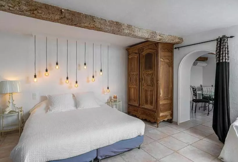 آپارتمان سوپریور 1 خوابه, Maison Carles Bnb