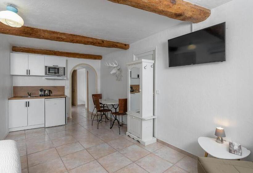 إستوديو قياسى سرير كينج, Maison Carles Bnb