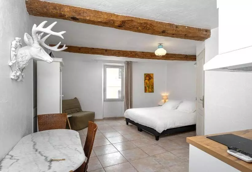 استودیو استاندارد با تخت کینگ, Maison Carles Bnb
