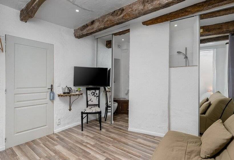 جناح كلاسيكي, Maison Carles Bnb