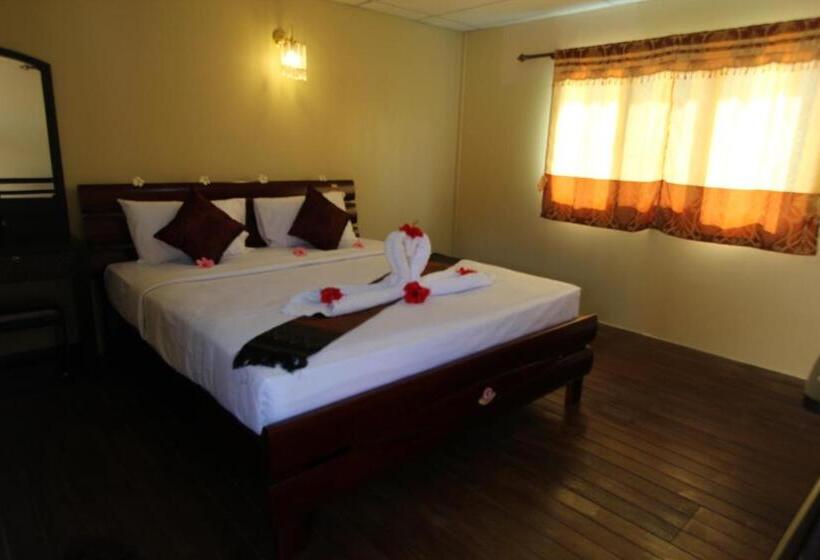 בקתה דלוקס, Phi Phi Ba Kao Bay Resort