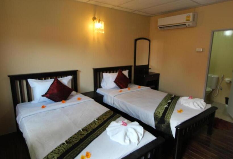 בקתה דלוקס, Phi Phi Ba Kao Bay Resort