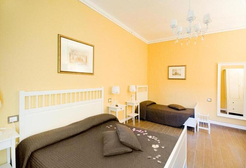 اتاق استاندارد سه نفره, Pisa Tower