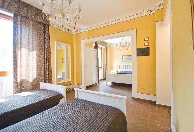 Economy Quadruple Room, Pisa Tower