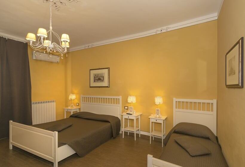 اتاق استاندارد سه نفره, Pisa Tower