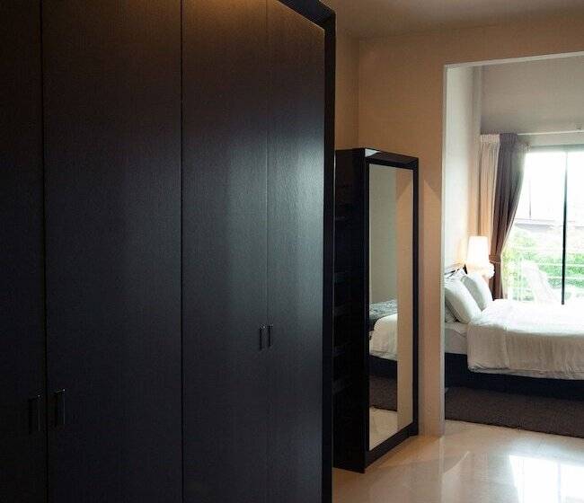 غرفة عائلية, Green Residence