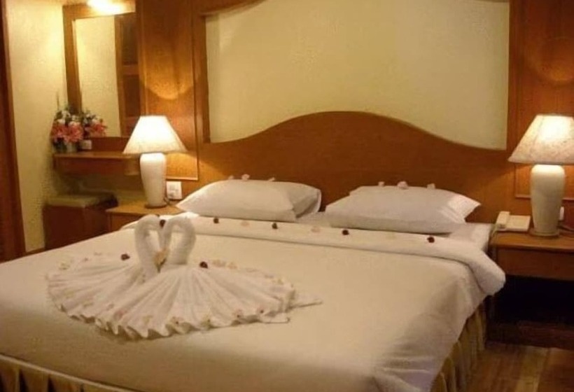 Standard Room, U Tai Tip Guest House