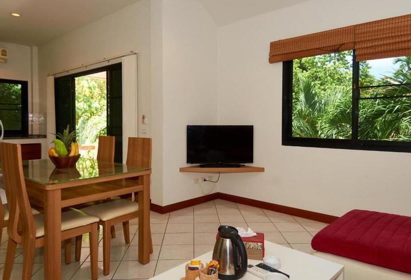 جناح, Phuket Riviera Villas