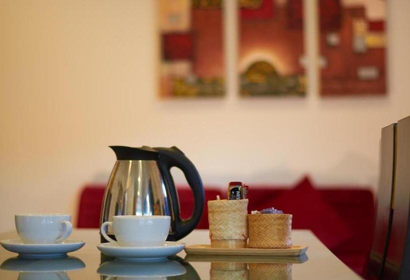 جناح, Phuket Riviera Villas