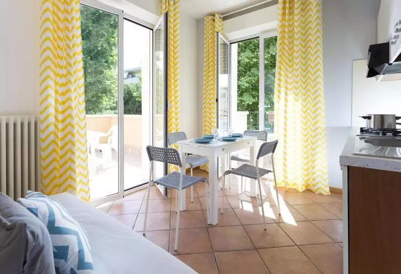 آپارتمان 1 خوابه با بالکن, Residence Del Sole
