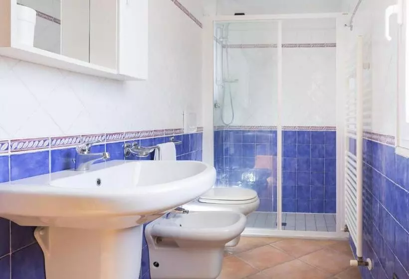 آپارتمان 2 خوابه با بالکن, Residence Del Sole