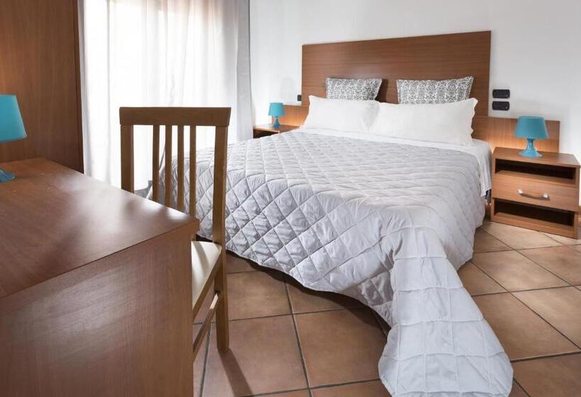 آپارتمان 2 خوابه با بالکن, Residence Del Sole