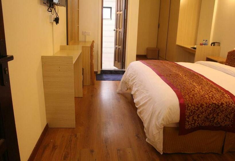 Standart Oda, One On Inn Maldives