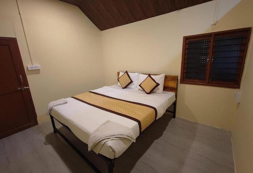 חדר קלאסי לשלושה, Spot On 85540 Mandrem Field View