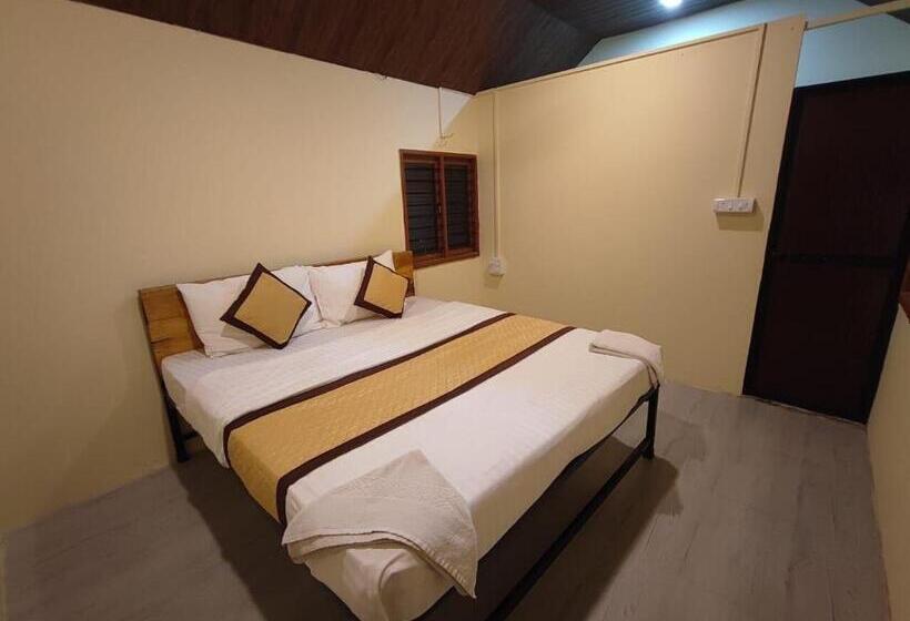 חדר קלאסי לשלושה, Spot On 85540 Mandrem Field View