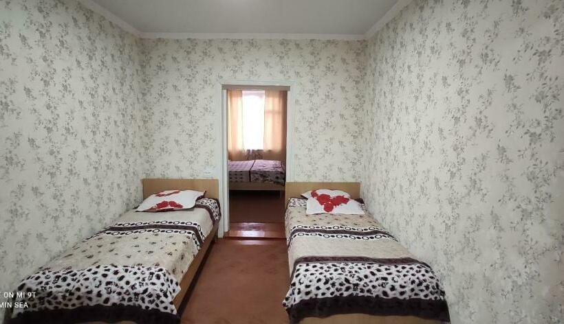 اتاق کلاسیک چهارنفره, Guest House Vitamin